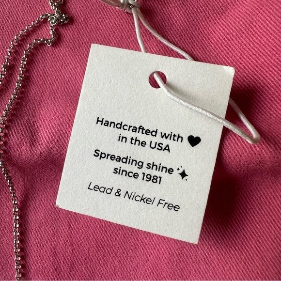 Silver and White Accessory Set with Pearl and Charm - Picture 3 of 6